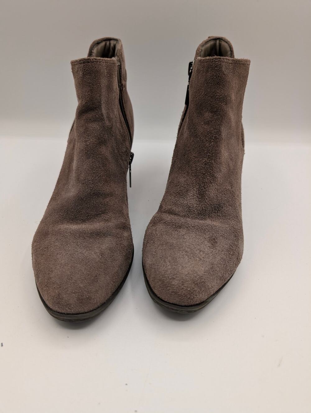 Blondo | Waterproof  Tan Suede Block Heel Ankle Bootie | Size 6M